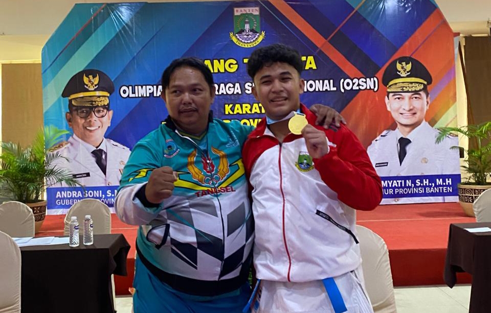 Atlet Karate Asal Tangsel Ukir Prestasi Juara O2SN SMA Tingkat Provinsi Banten